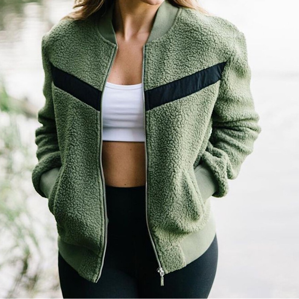 Zyia active flying V fleece jacket